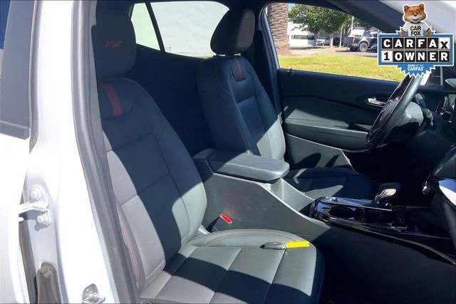 Used 2024 Summit White Chevrolet 2RS image 6