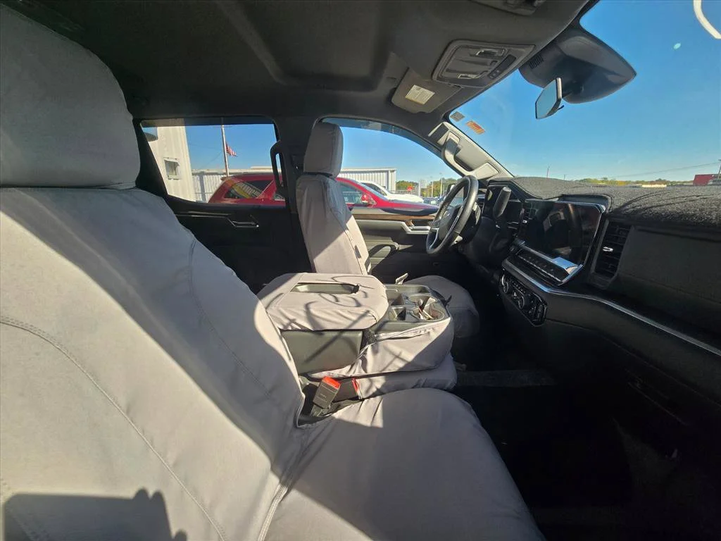 Used 2023 Red Chevrolet LT image 7