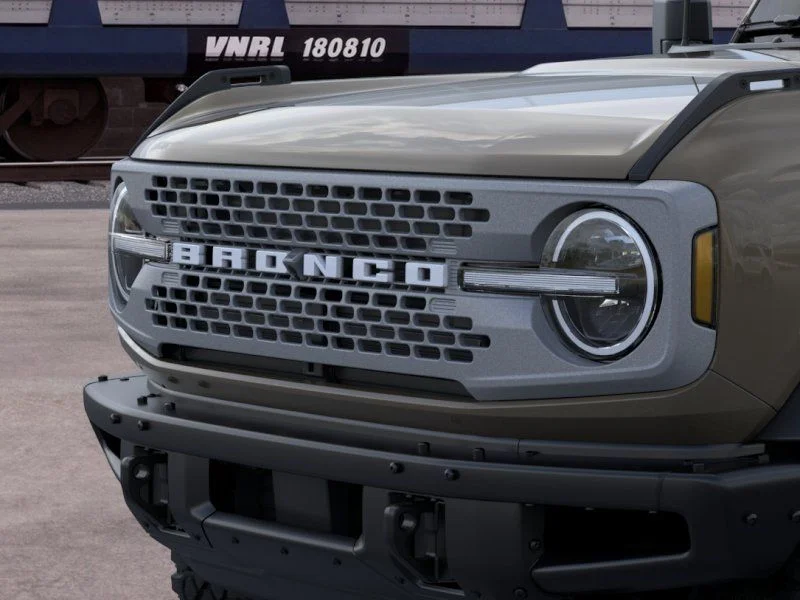 New 2026 Marsh Gray Ford Badlands image 19