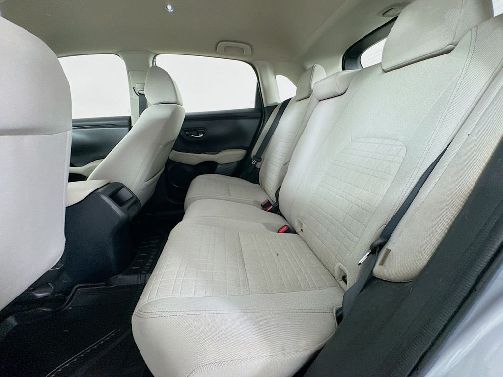 Used 2023 Silver Honda LX image 28