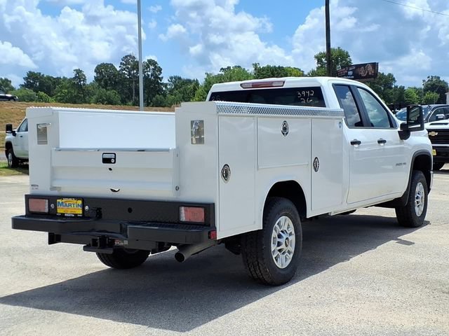 New 2026 Summit White Chevrolet WT image 5