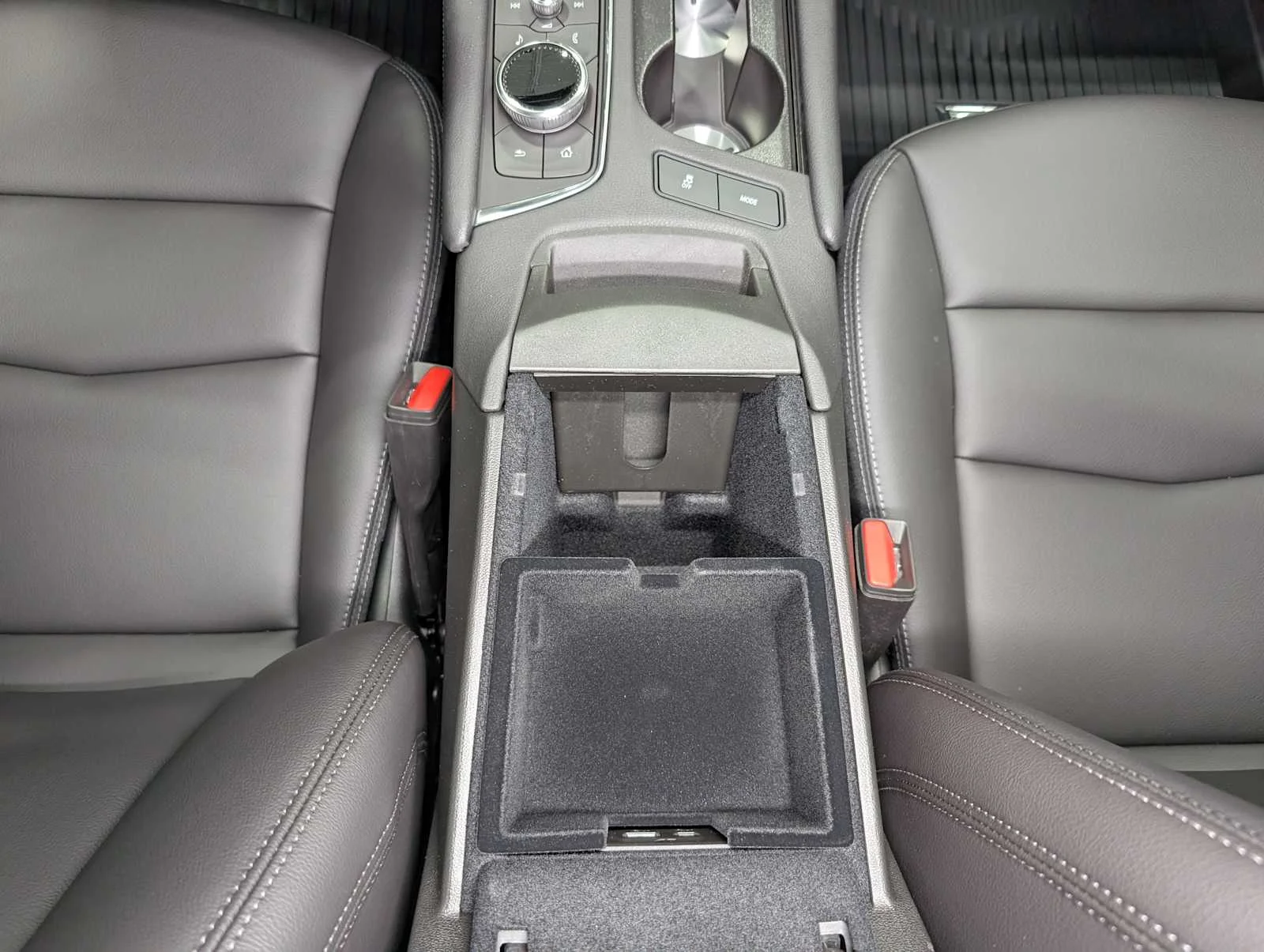 2026 Cadillac XT5 Luxury - Photo 14