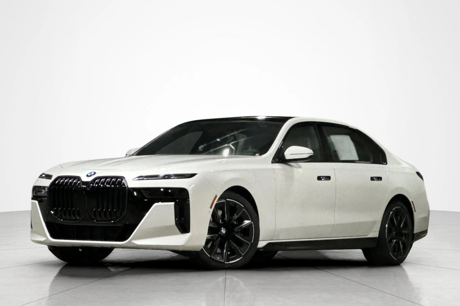 New 2026 760i xDrive Sedan