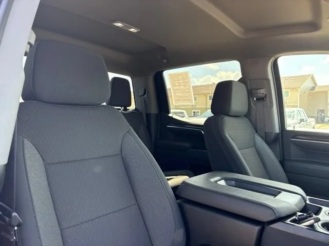 2024 Chevrolet Silverado 1500 LT - Photo 24