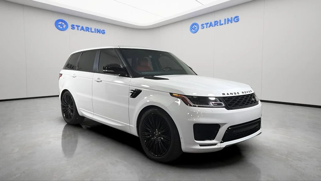 Used 2022 White Land Rover HSE Dynamic image 13