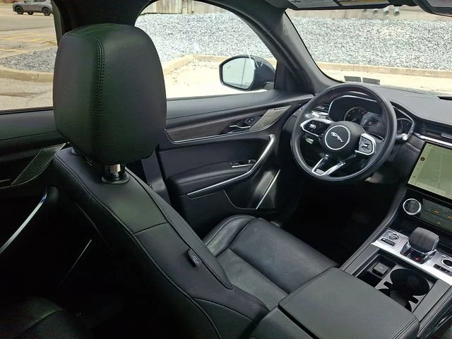 Used 2022 Gray Jaguar P250 S image 14