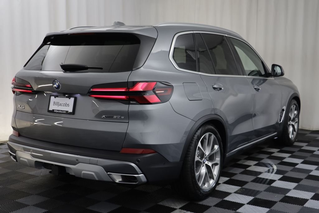 New 2026 Gray Metallic BMW xDrive50e image 18