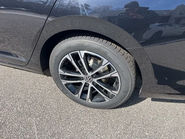 New 2026 Black Volkswagen 1.5T Sport image 18