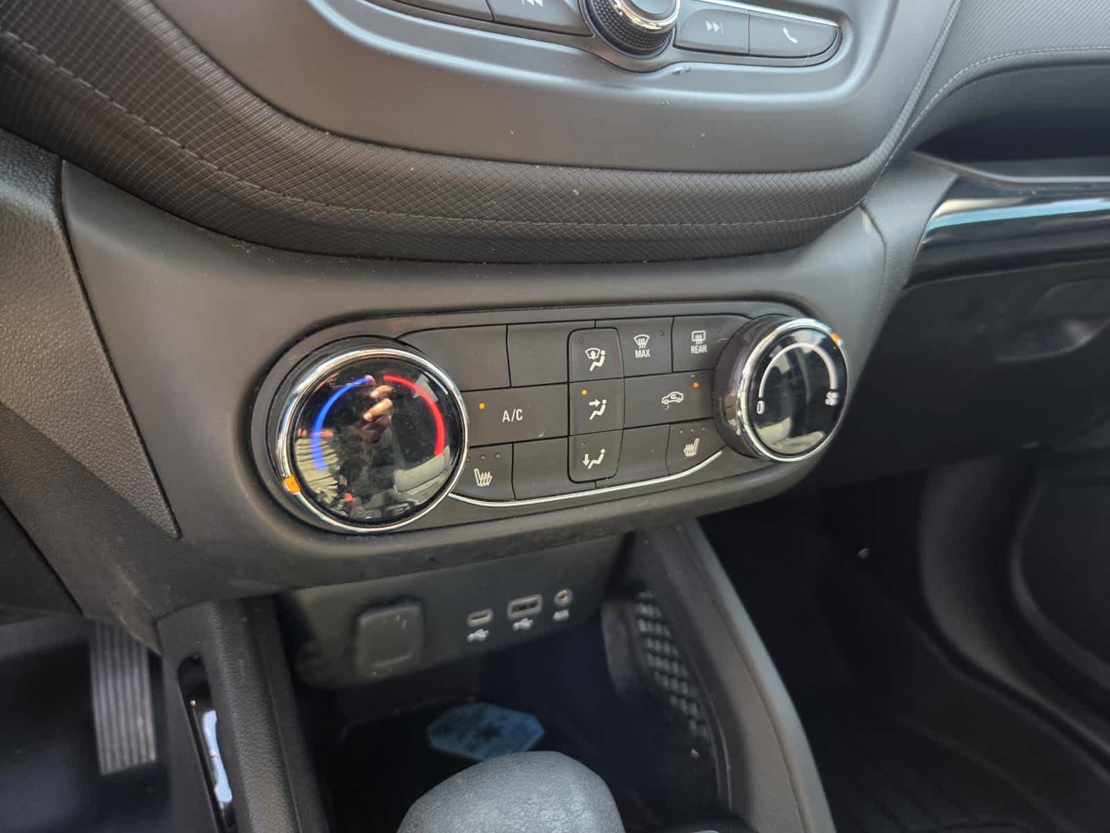 Used 2023 Mosaic Black Metallic Chevrolet LT image 22