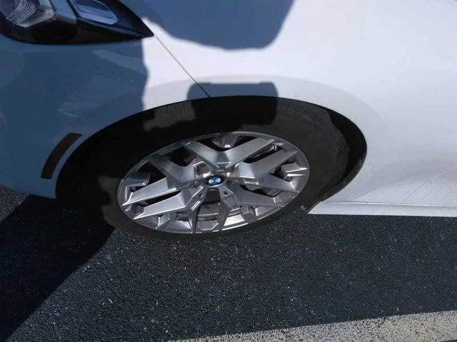 Used 2025 White BMW 330i image 5