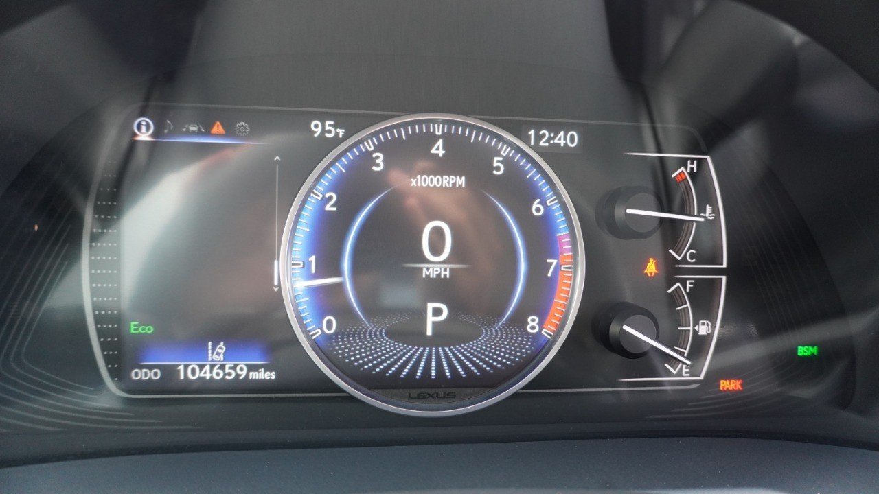 Used 2022 Red Lexus ES 350 image 14