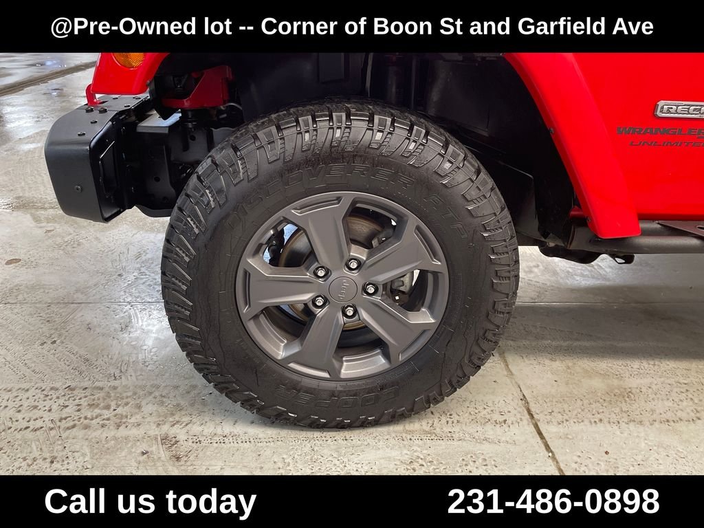 Used 2018 Red Jeep Unlimited Rubicon image 11