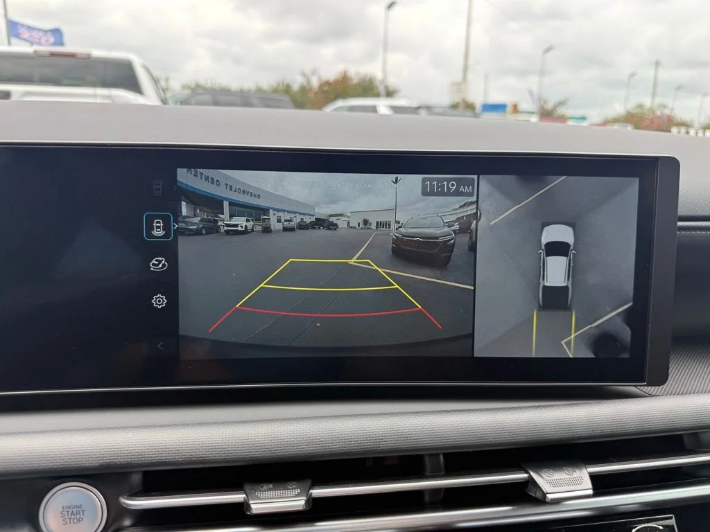 Used 2025 Blue Hyundai XRT image 23