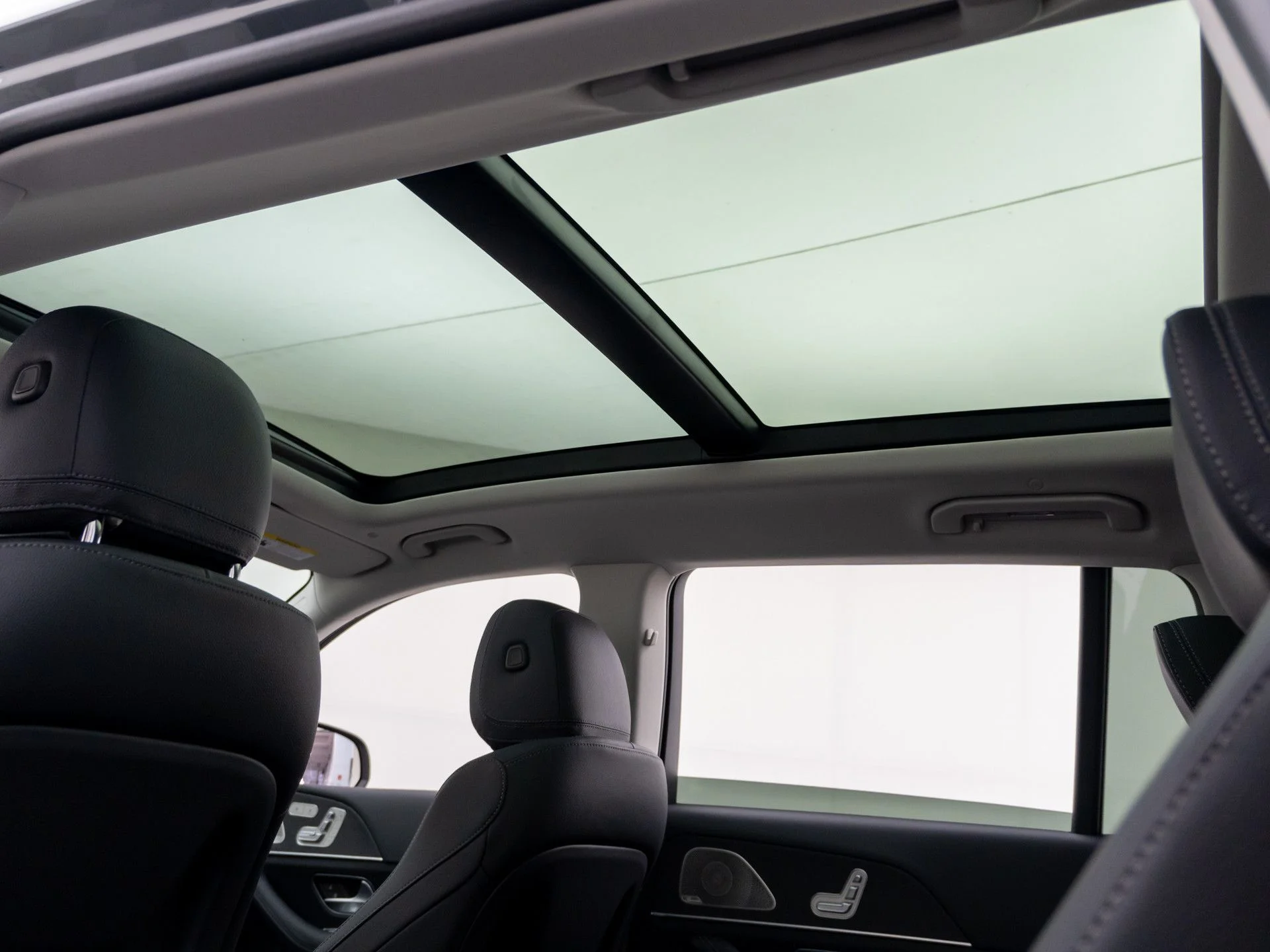 New 2026 Gray Mercedes-Benz GLS 450 image 20