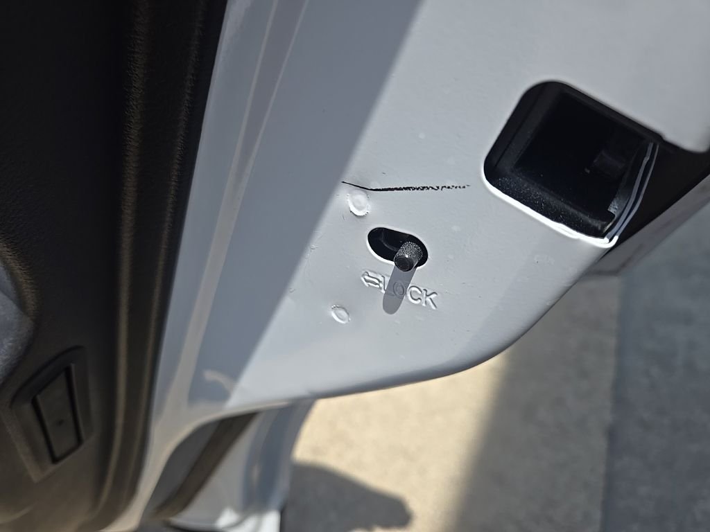 Used 2024 White Nissan SR image 68