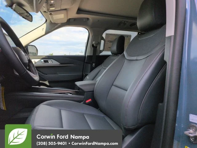 New 2026 Vapor Blue Ford Active image 24