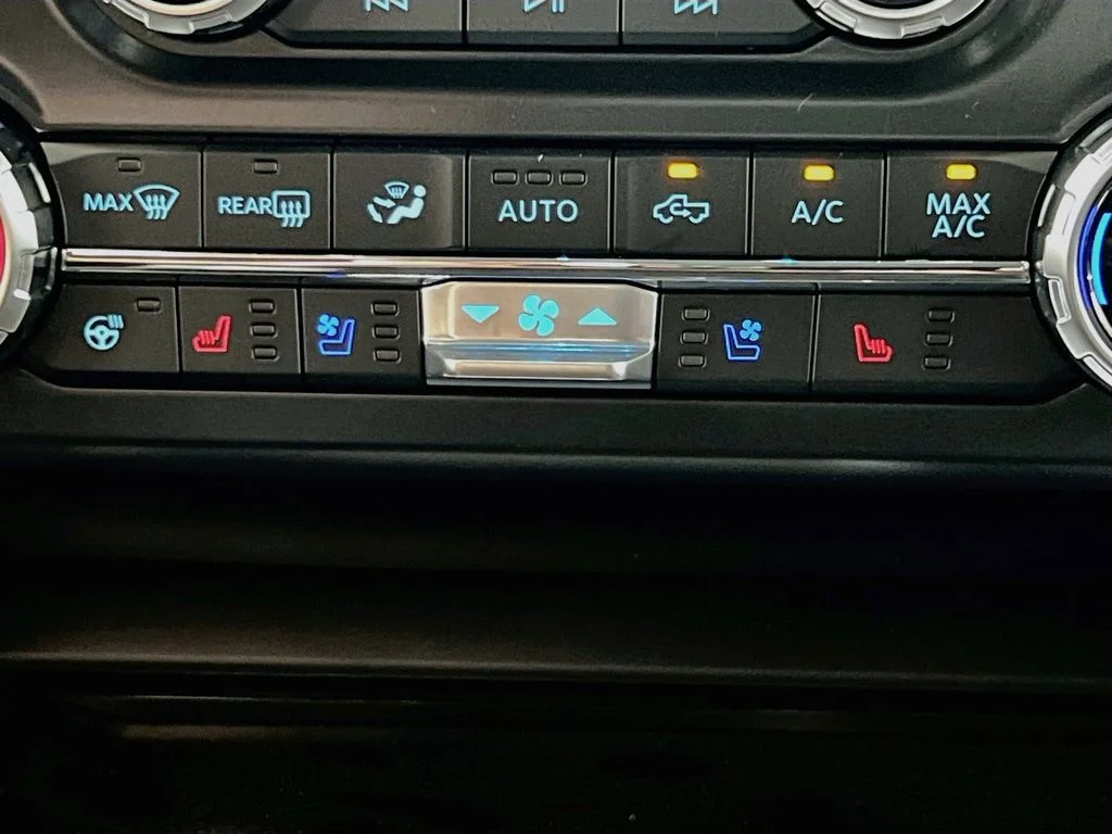 New 2026 Carbonized Gray Metallic Ford Lariat image 24