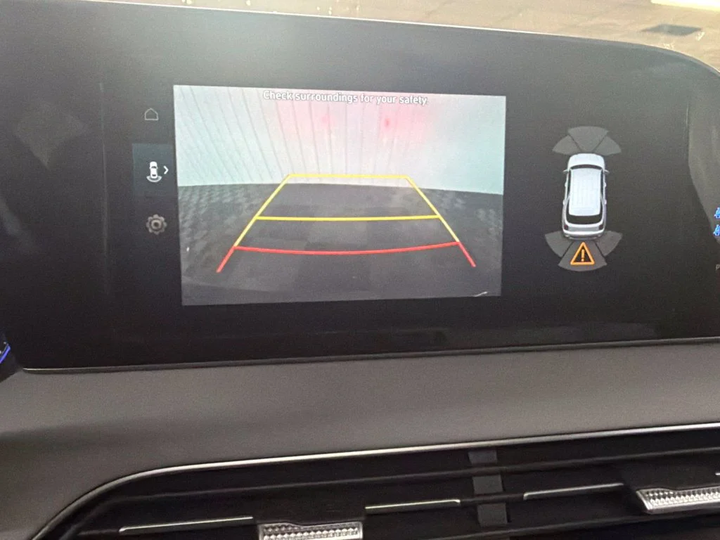 Used 2022 Gray Hyundai SEL image 24