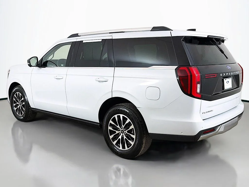 Used 2025 Space Silver Ford Platinum image 14