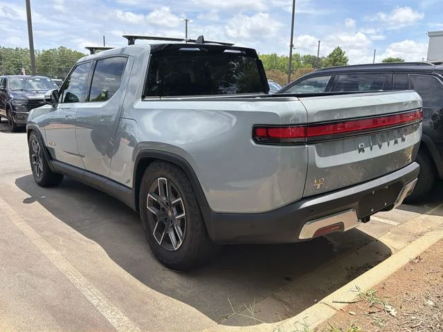Used 2022  Rivian Adventure image 7