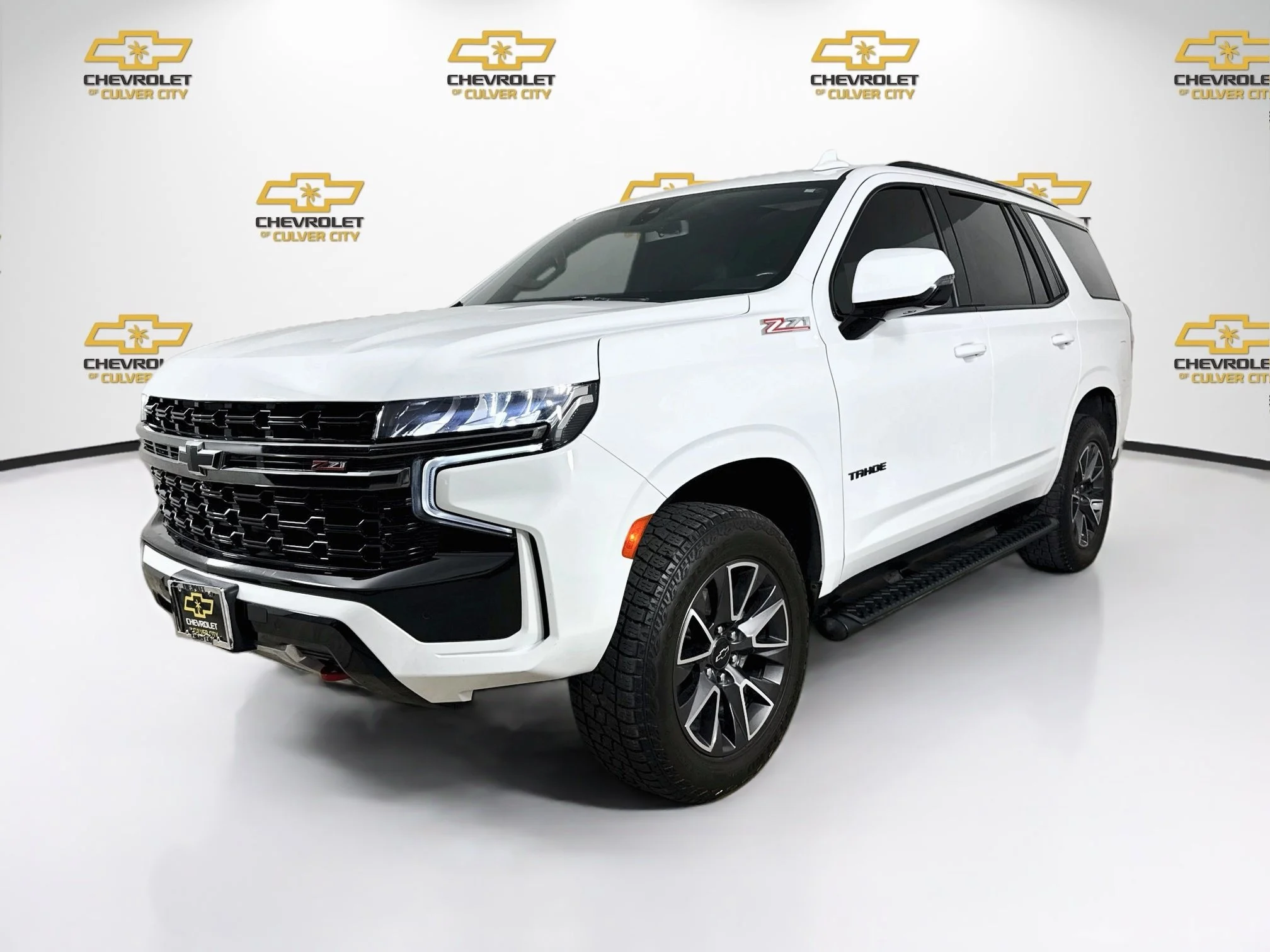 Used 2021 SUMMIT WHITE Chevrolet Z71 image 3