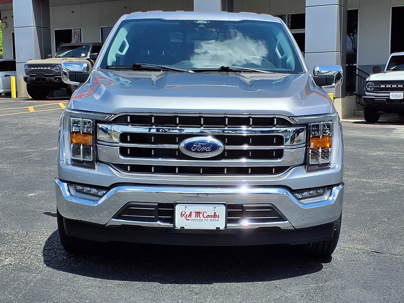 Used 2022 Silver Ford LARIAT image 2