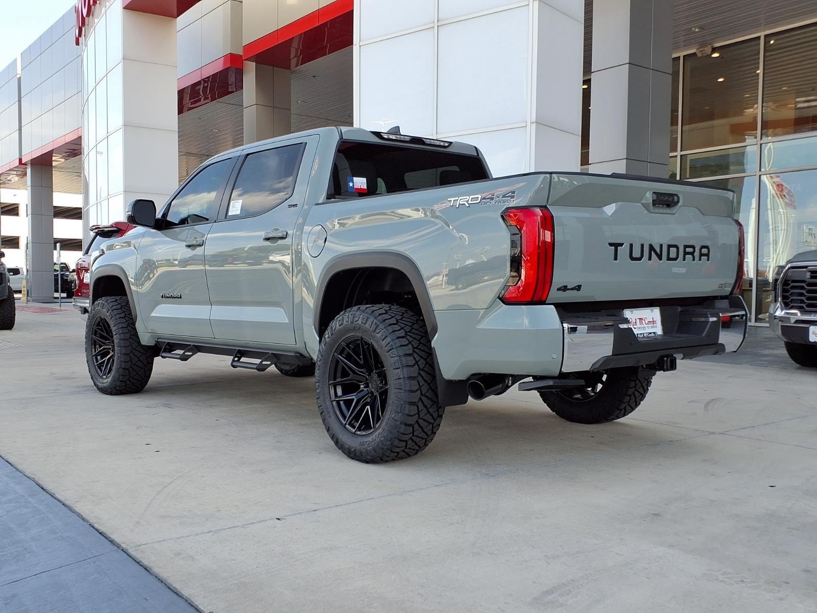 New 2026 Lunar Rock Toyota SR5 image 7