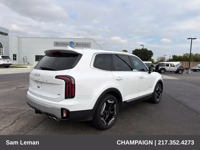 Used 2024 White Kia EX image 3