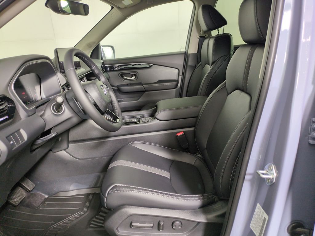 New 2026 Sonic Gray Pearl Honda RTL image 9