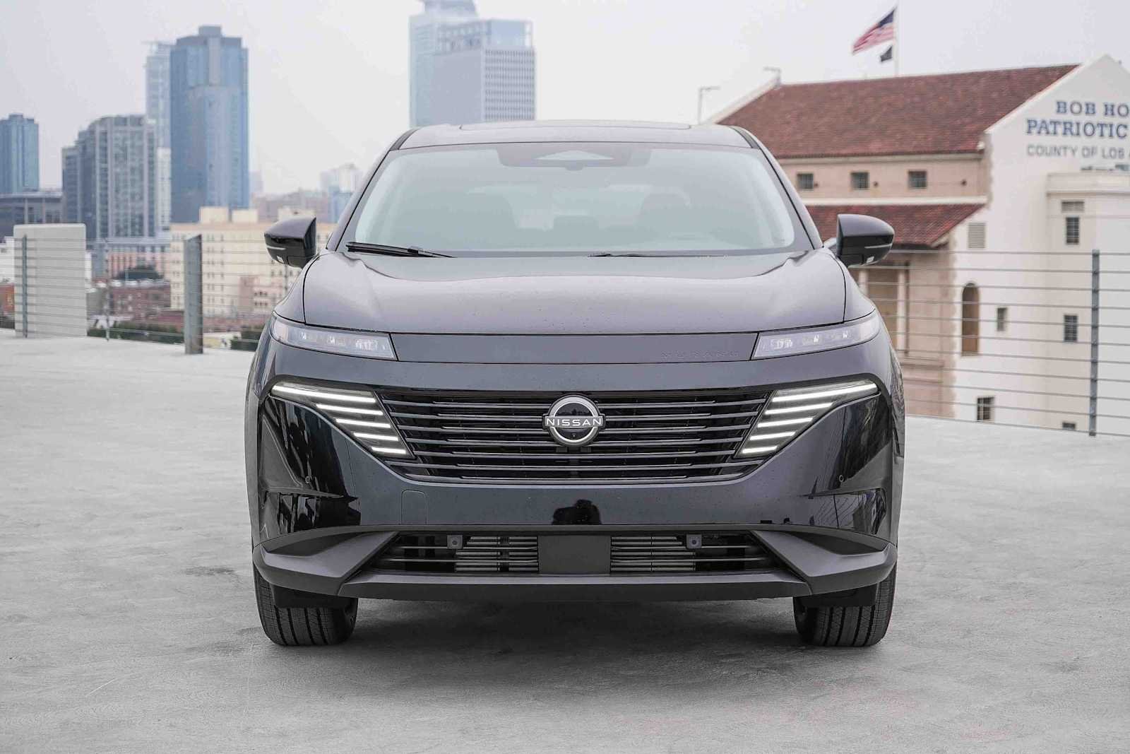 New 2026 Super Black Nissan SL image 2
