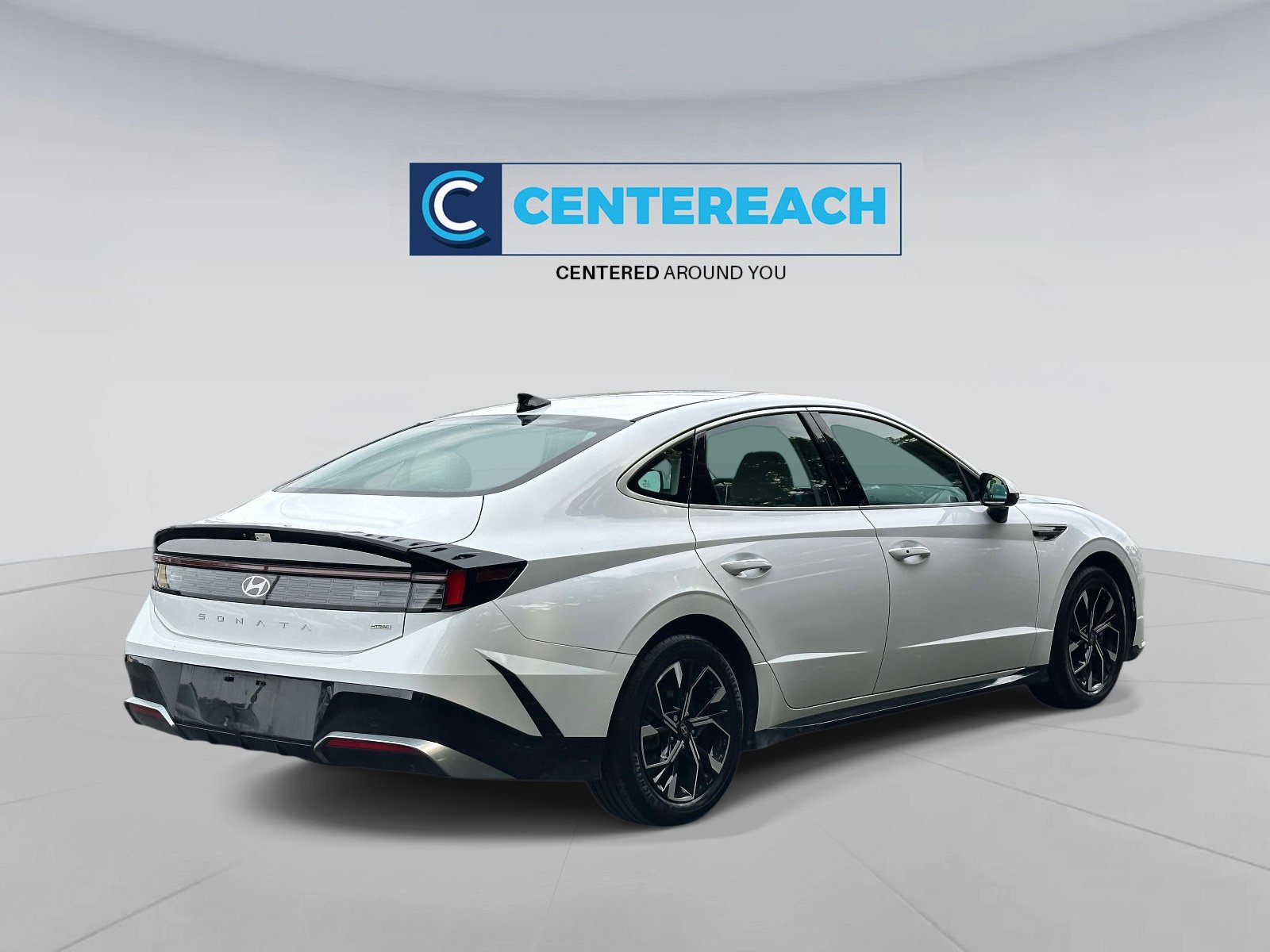 Certified Used 2025 White Hyundai SEL image 6