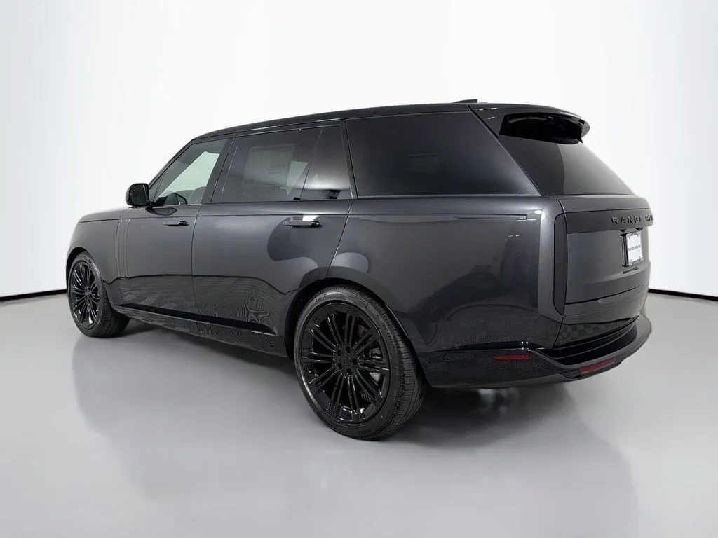 New 2026 Carpathian Grey Land Rover SE LWB 7-Seats / V8 image 7