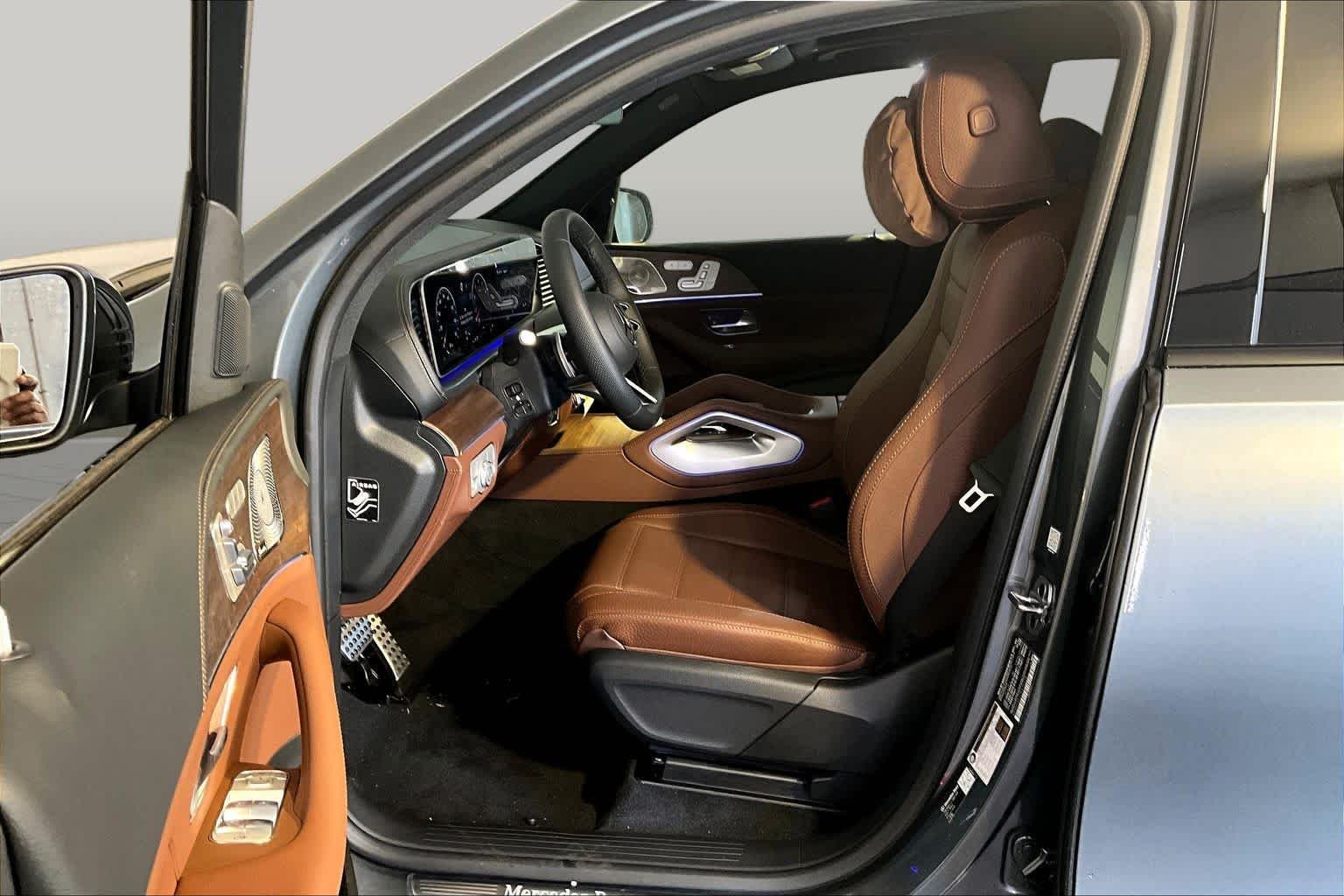New 2026 Selenite Grey Metallic Mercedes-Benz GLS 450 image 13
