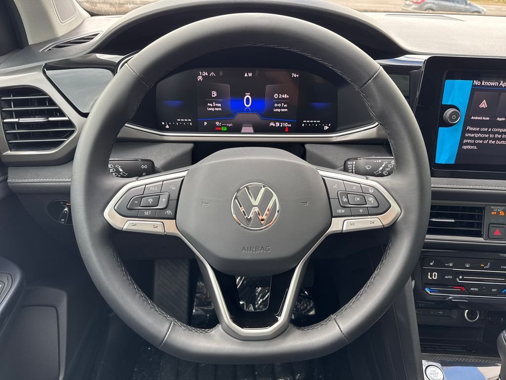New 2026 Deep Black Pearl Volkswagen 1.5T SE Black image 14