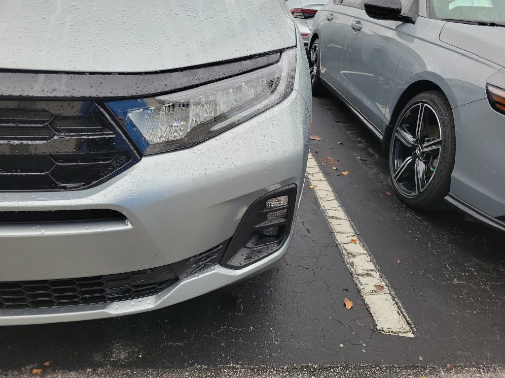 2026 Honda Odyssey Touring - Photo 6