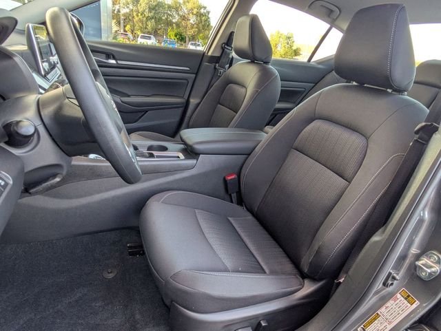 2025 Nissan Altima SV - Photo 20