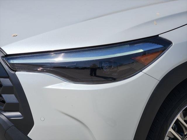 Certified Used 2026 WIND CHILL PEARL* Toyota  image 12