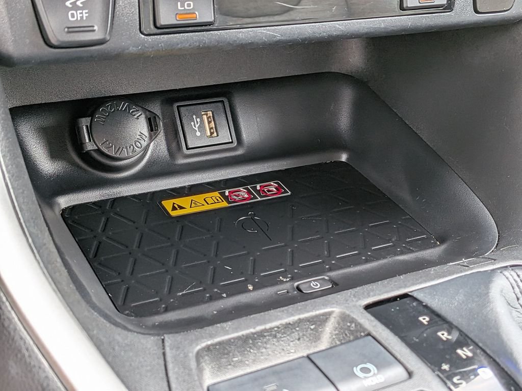 Used 2023 Beige Toyota XLE Premium image 25