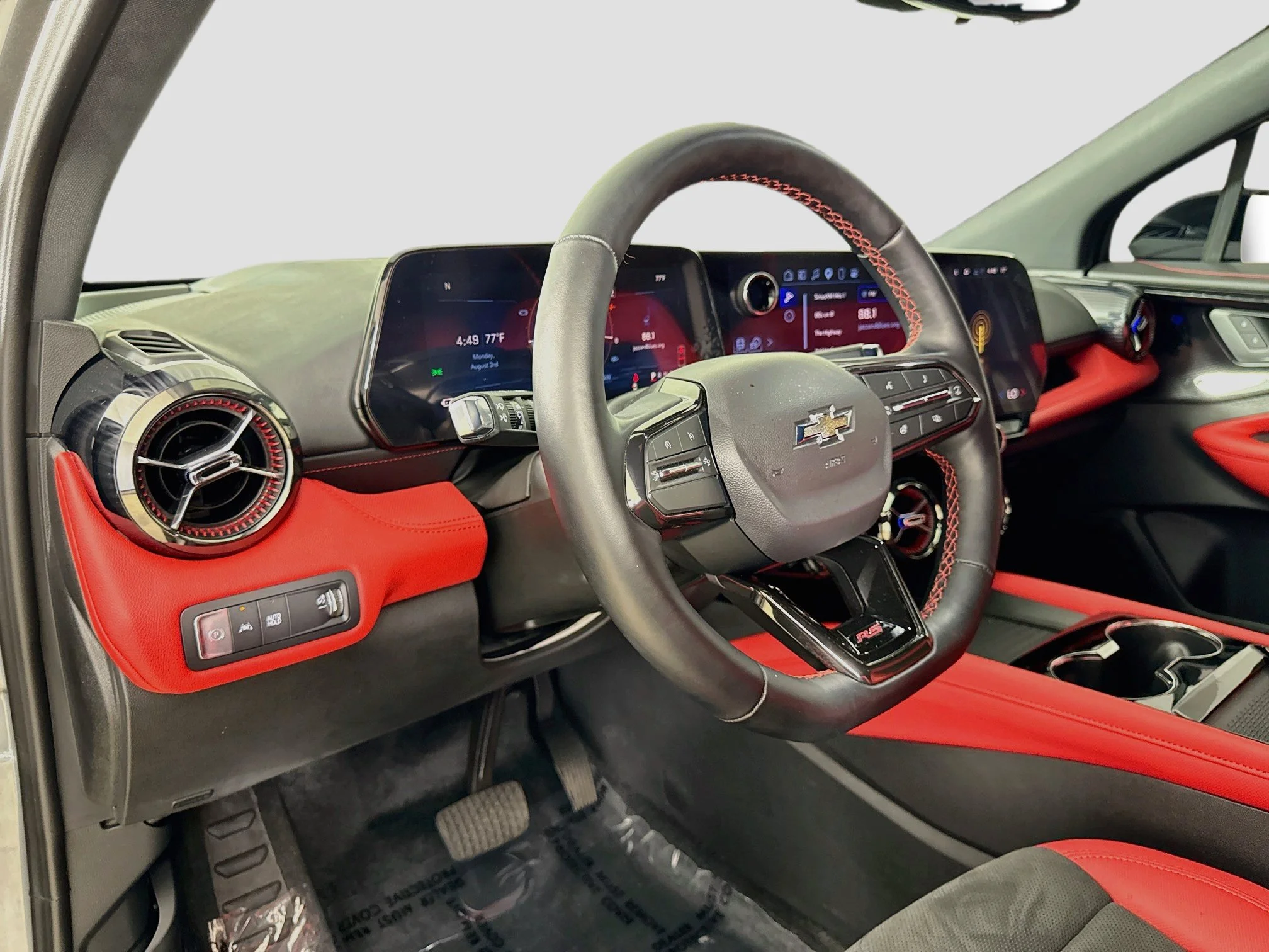 Used 2025 Sterling Gray Metallic Chevrolet RS image 11