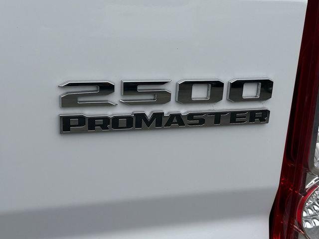 Used 2026 White RAM TRADESMAN image 10