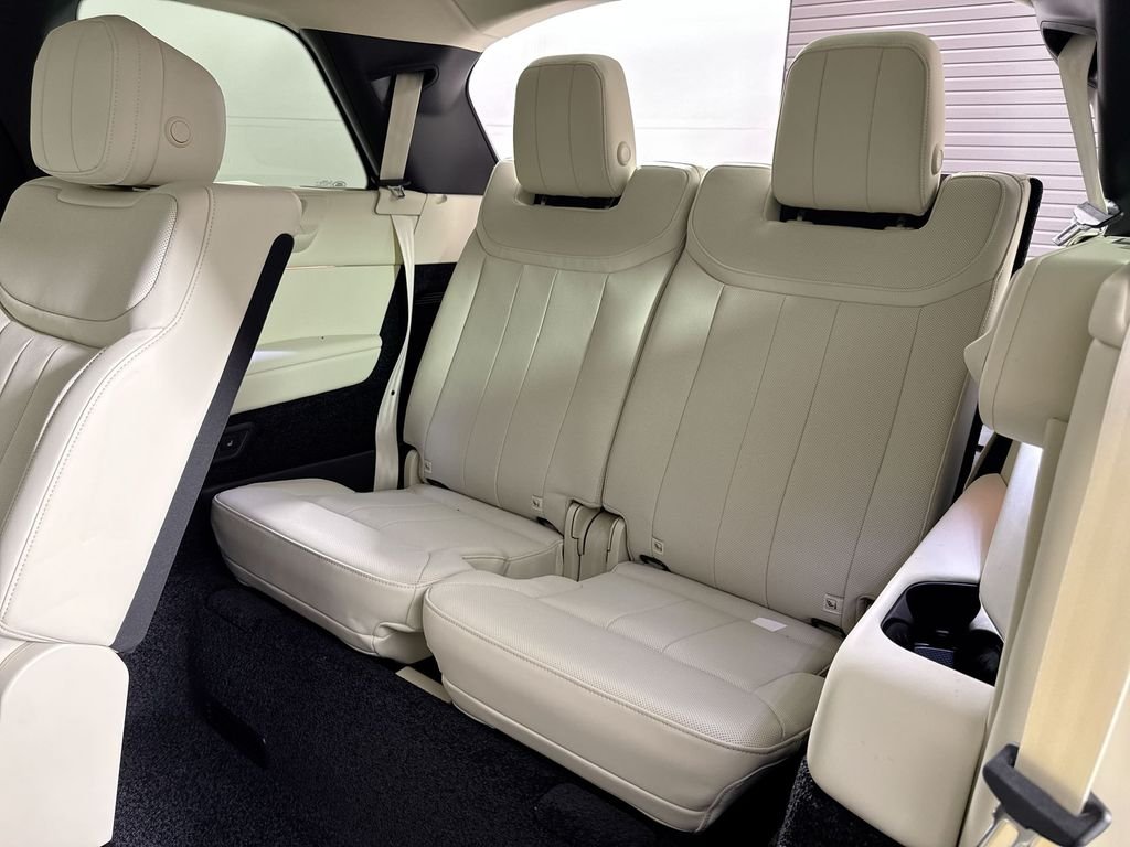 New 2026 Varesine Blue Land Rover SE LWB image 21