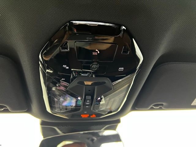 New 2025 Black BMW 760i xDrive image 25