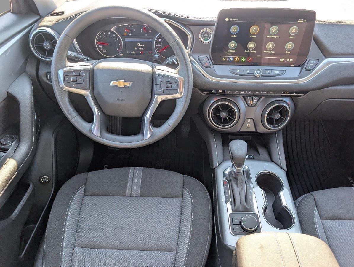 New 2026 Summit White Chevrolet 2LT image 31