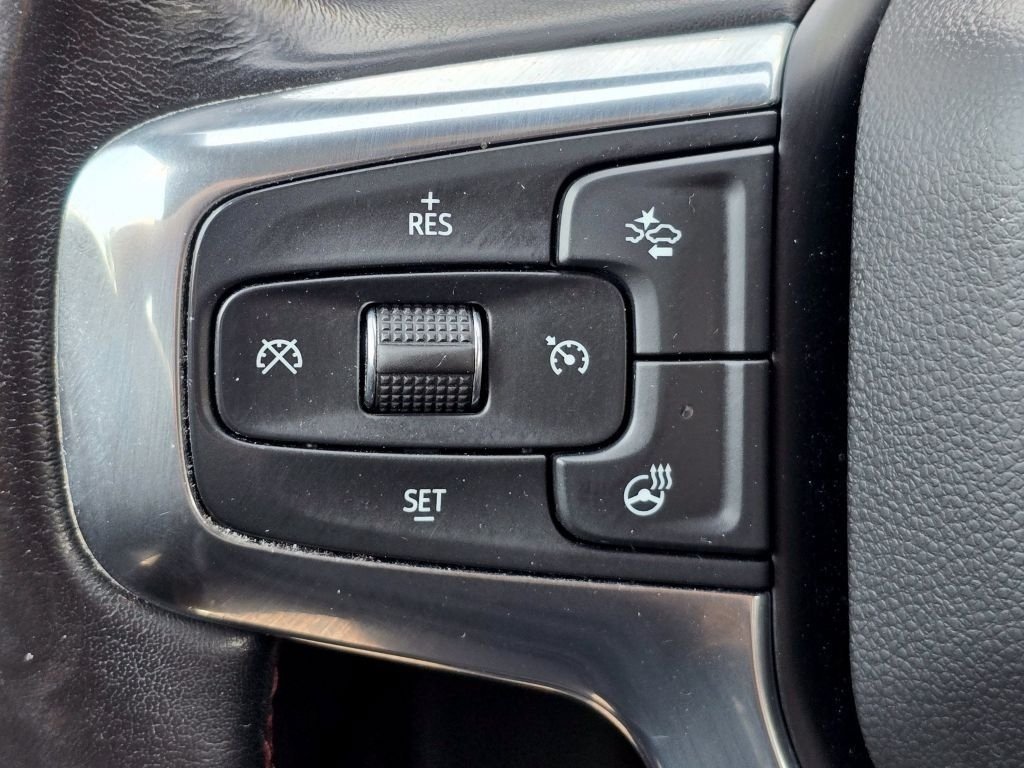 Used 2019 Cajun Red Tintcoat Chevrolet RS image 18