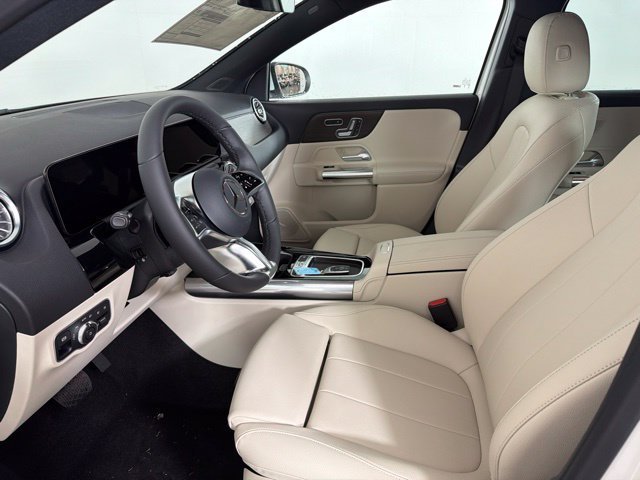 New 2026 Polar White Mercedes-Benz GLA 250 image 23