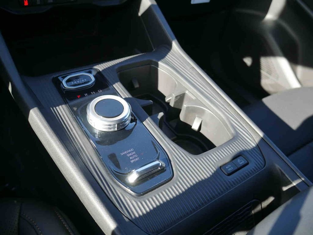 New 2026 Hydro Blue Pearlcoat Jeep Limited image 28