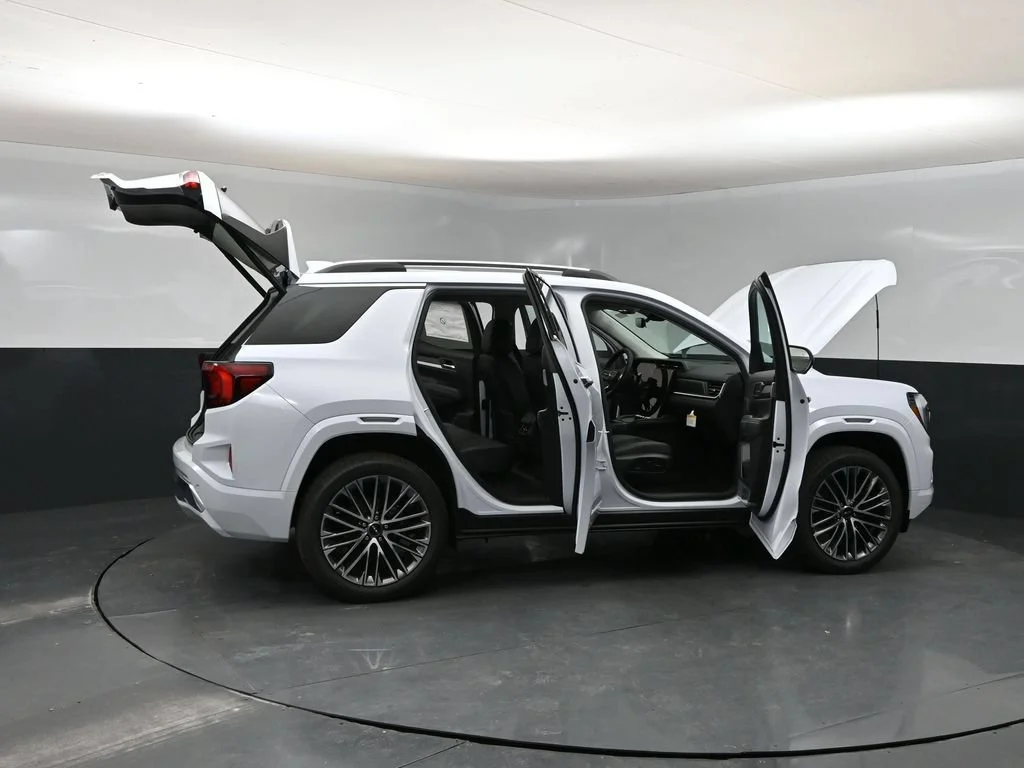 New 2026 Glacier White Tricoat GMC Denali image 38