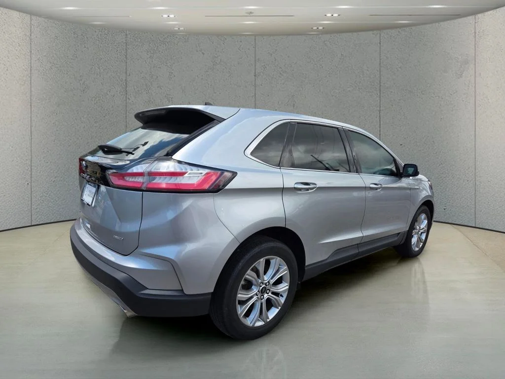 Certified Used 2023 Silver Ford Titanium image 5
