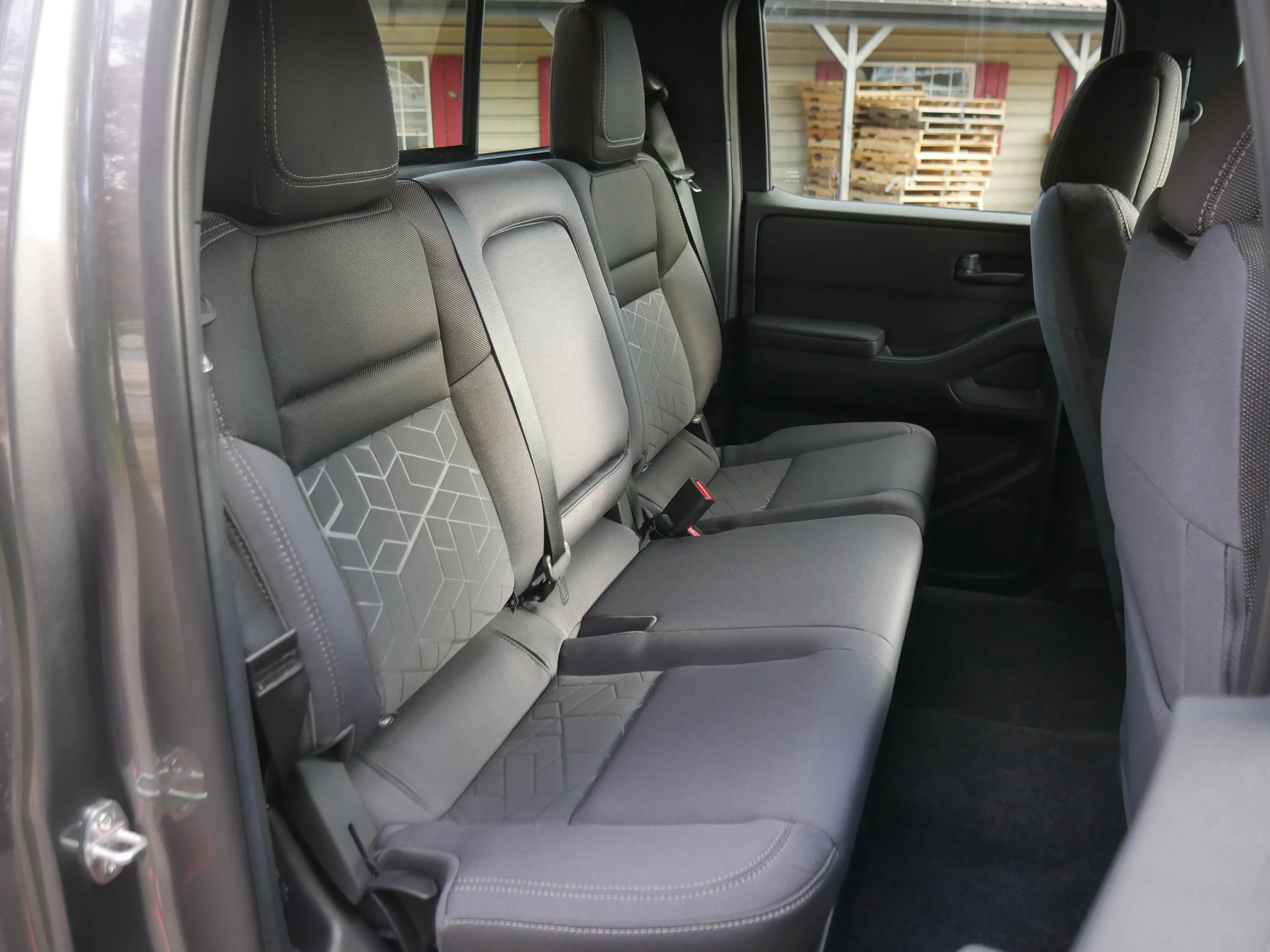 2026 Nissan Frontier SV - Photo 27