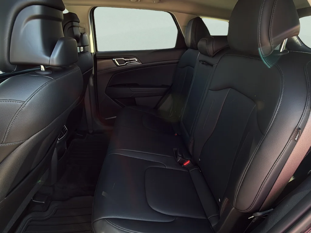 Certified Used 2024 Gravity Gray Kia EX image 26